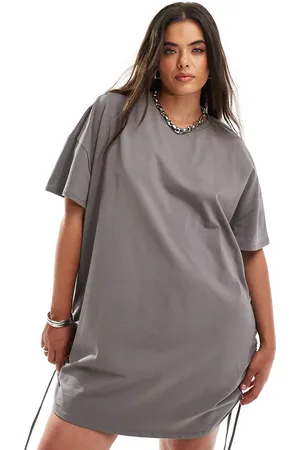 In The Style Oversized T-shirt-kjole i minilængde i med rynker og bindebånd i siden - Kun hos ASOS-Sort
