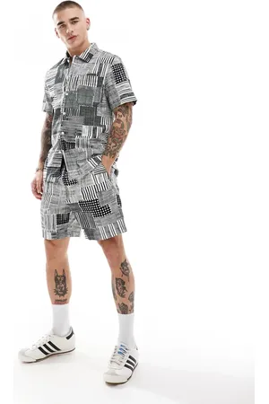 Farah Redwald - Sorte og hvide shorts med 