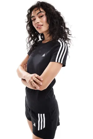 adidas Essentials - Sort slim-T-shirt med 3 striber