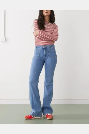 Wrangler Lyseblå jeans med svaj og forlommer