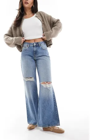 Dr Denim Dr. Denim - Rhue - Lavtaljede jeans med svaj og brede ben med flænger i himmelblå mellemvask