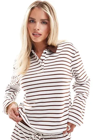 VERO MODA Cremehvid polotop med brune striber i jersey - Del af sæt