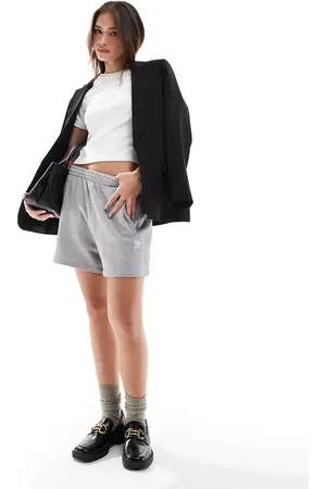 adidas Trefoil Essentials - Grå jerseyshorts