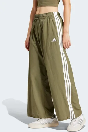 adidas Essentials - Grønne vævede faldskærmsbukser med 3 striber