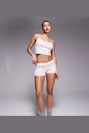 Kaiia Hvide pyjamasshorts i pointelle-strik med rosedetalje og sløjfeprint - Del af sæt - Kun hos ASOS-Multifarvet