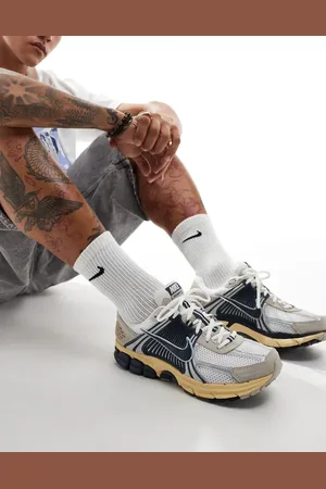 Nike Zoom Vomero 5 - Sneakers i og marineblå