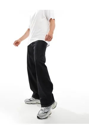 Weekday Sphere - Lavtaljede jeans i loose fit i sort syrevask