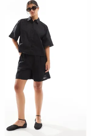 ASOS Premium - Sorte shorts med udskåret mønster - Del af sæt