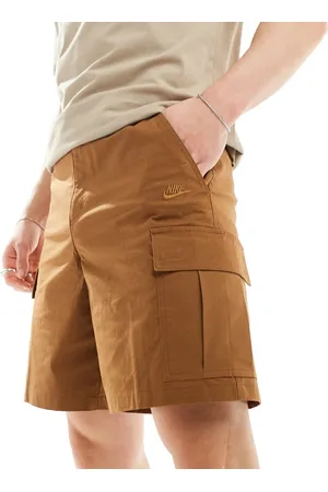 Nike Club - Vævede og brune cargoshorts