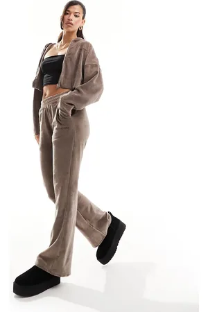 Kaiia Studio - Brune joggingbukser med logoprint og svaj - Del af sæt