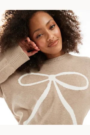 Cotton On Cotton On - Luxe - Cremefarvet strikket pullover-trøje med rund hals og jacquardvævet sløjfe-Hvid