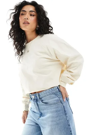 Monki Råhvid cropped T-shirt med lange ærmer