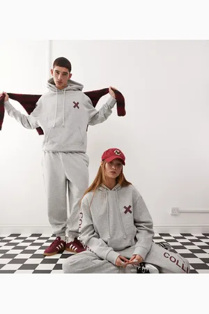 COLLUSION Unisex - Gråmeleret hættetrøje med logo og bordeauxrødt print
