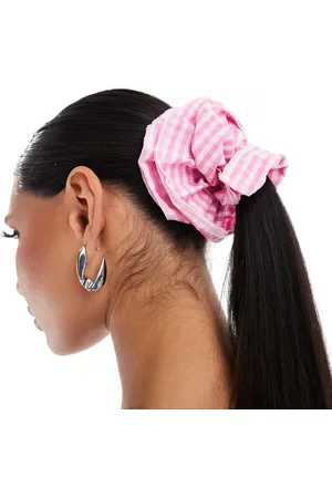 Easilocks X ASOS - Oversized hårelastik med pink gingham-tern - Kun hos ASOS-Lyserød