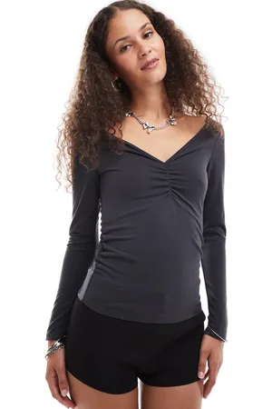 Monki Langærmet top med rynker og V-front i jersey