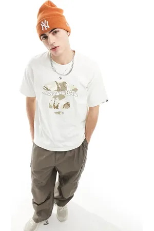 A Bathing Ape Aape By A Bathing Ape - Rå T-shirt med korte ærmer og camouflage-print i firkantet pasform