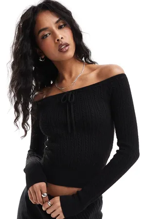 Hollister Offshoulder-top med bindebånd foran i kabelstrik