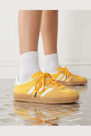 adidas Gazelle - Hvide og gule indendørssneakers