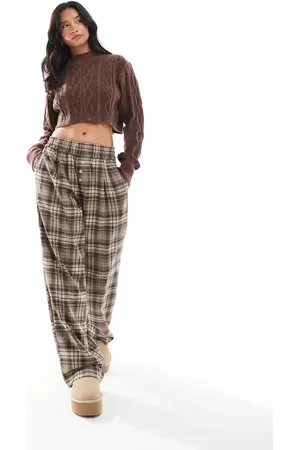 Bershka Brune pull-om-bukser med tern og vide ben samt knapper fortil