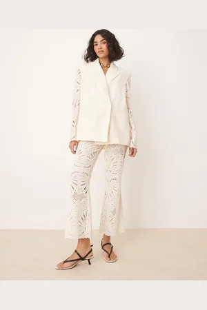 ASOS Cremehvide skræddersyede bukser med broderi - Del af sæt-Ingen farve