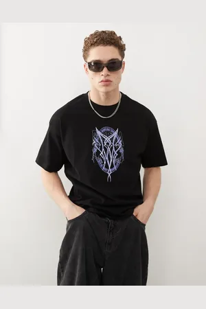 Weekday Great - og firkantet T-shirt med grafisk print