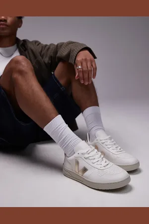 Veja V-10 - Sneakers i ekstra og kromfrit læder