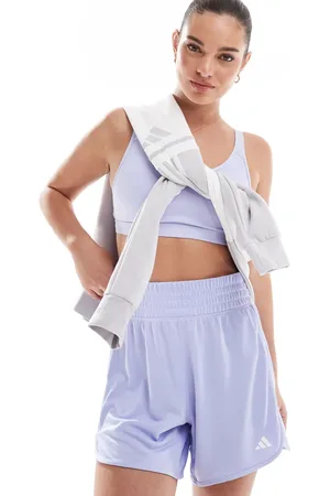 adidas Pacer Essentials - Lilla strikkede shorts med høj talje