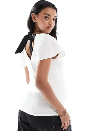 Mama;licious Mamalicious Maternity - Hvid jerseytop med sløjfe på ryggen