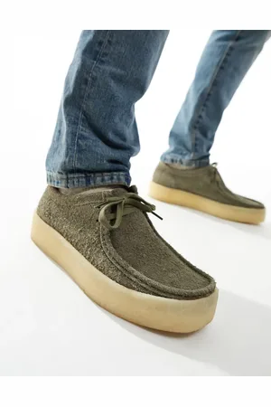 Clarks Wallabee - Grå sko i ruskind med kopsål
