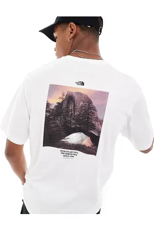 The North Face Camping - T-shirt med retrografik på ryggen - Kun hos ASOS