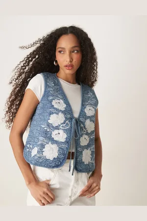 ASOS Blå og forvasket vest i quiltet materiale med broderi-Multifarvet