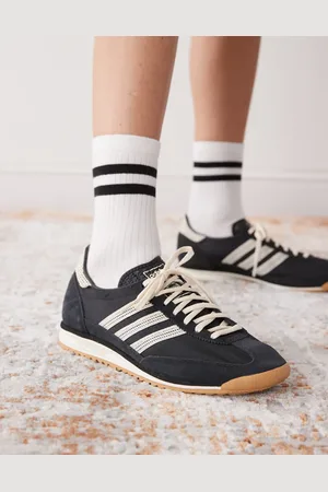 adidas SL 72 OG - Sorte og cremehvide sneakers med hæklet design