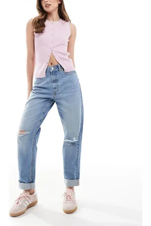 ASOS Afslappede mom-jeans med høj talje og sliddetaljer på knæene i lys vask-Blå