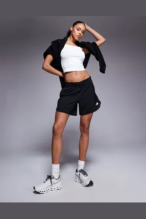 The North Face Training - Flex - Sorte og vævede 5-tommer shorts med logo