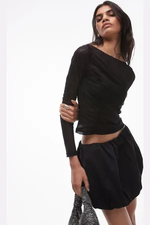 SNDYS Croptop med lange ærmer og halsudskæring i mesh