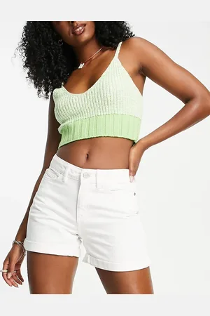 Noisy May Hvide mom denim shorts fra