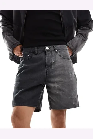 Liquor N Poker Denimshorts i vask med slitage og korsdetalje