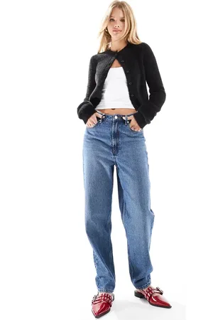 ASOS Mellemblå mom-jeans med høj talje