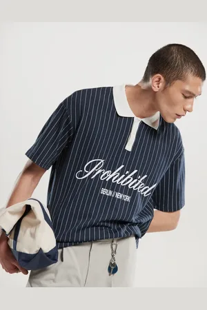 Prohibited Fodboldinspireret T-shirt med krave, logodetalje og striber i stof på 250 gsm