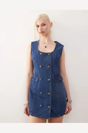 Lioness Blå minikjole med dobbeltknap foran og lommedetalje i denim