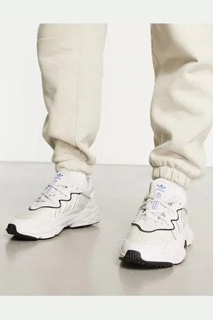 adidas Ozweego - Hvide og grå sneakers