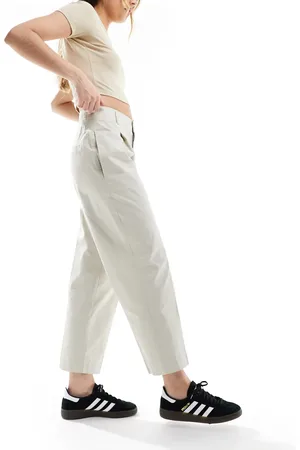Stradivarius Skræddersyede chinos i -Neutral