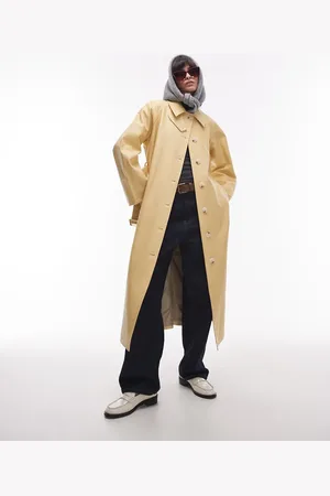 Topshop Kærnemælksfarvet trenchcoat i imiteret læder med lang og oversized pasform-Gul