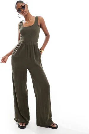 Brave Soul Kakigrønt jumpsuit med dyb rund hals