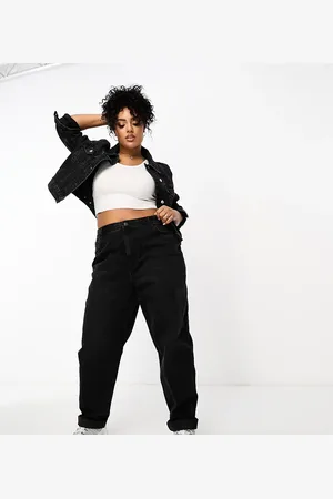 ASOS ASOS DESIGN Curve - Sorte afslappede mom-jeans med mellemhøj talje