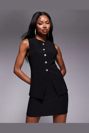 ASOS Ribstrikket longline-vest med knapper og V-hals i - Del af sæt