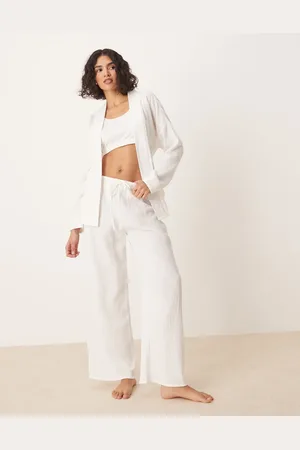 Luna Hvide og oversized pyjamasbukser - Del af sæt