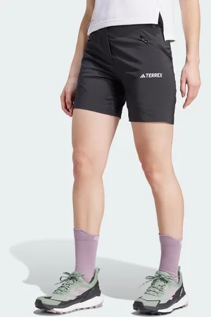 adidas Terrex Xperior - Sorte mellemlange shorts