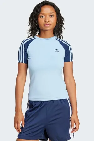 adidas Adicolor - Lyseblå smal T-shirt med 3 striber og raglandetaljer