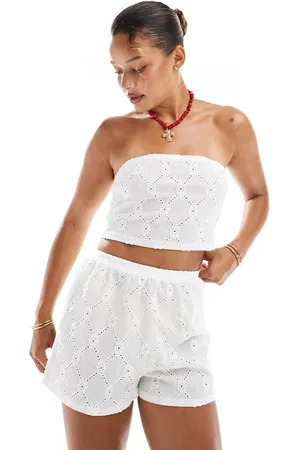 New Look Hvide shorts i broderie anglaise - Del af sæt